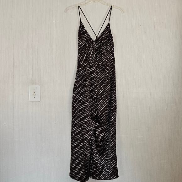 Abercrobie & Fitch Satin Jumpsuit Cami Cross Back Crop Black sz M EUC - Picture 5 of 11